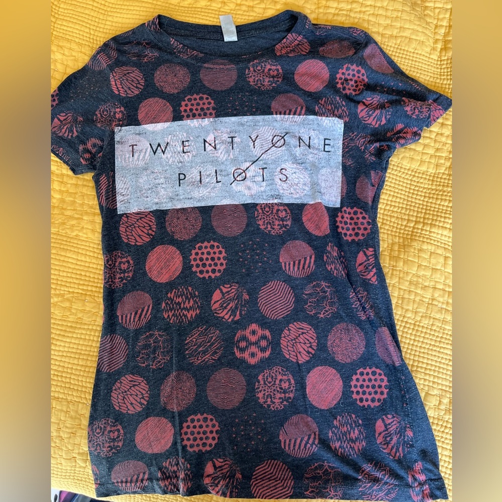 21 Pilots T-Shirt Small - used condition
100% cotton